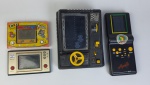 Brinquedos antigos - Videogame Apollo, game, watch e game&watch Tom e Jerry e jogo manual. Funcionamento desconhecido.