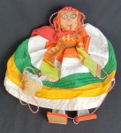 Marionete portuguesa em madeira e tecido.  Medindo: 51 cm 