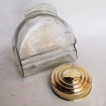 Antigo baleiro gomo, tampa em bronze original. Medindo: 20 x 22 x 16 cm.