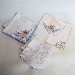 Sete paninhos diversos.