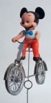 Brinquedo antigo Mickey Equilibrista da Estrela S.A. Medindo: 23 cm.