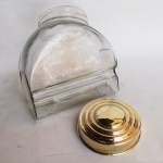 Antigo baleiro gomo, tampa em bronze original. Medindo: 20 x 22 x 16 cm.