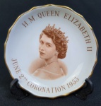 Tuscan - Prato/ cinzeiro em porcelana inglesa H.M. Queen Elizabeth II - June 2 Coronation 1953. Medindo: 2 x 10 cm