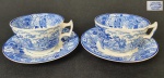Wood & Sons -  Par de xícaras para chá em porcelana inglesa nas cores azul e branco decorado com cena campestre.