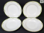 Rosenthal, Bavaria - Quatro pratos fundos em porcelana alemã na cor branca, com detalhes filetada a ouro, listra verde e bordas recortadas. Medindo: 4 x 25 cm
