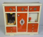 Atma - Antigo dormitório de bonecas em caixa original. Medindo: 41 X 46 X 16 cm. Caixa no estado.