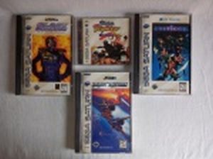 RETRÔ GAMES -Quatro CDs para console Sega Saturn com os jogos: "Virtua Fighter Remix", "Criticom", "Galactic Attack" e "Blast Chamber". Usados e sem garantias.