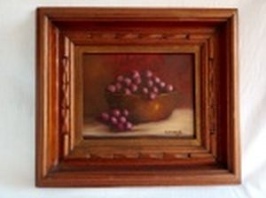 C. ZARZANA - "Cacho de uvas" óleo sobre madeira, 19 x 24cm. Assinado e datado 1992. Moldura entalhada 36 x 41cm.