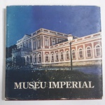 LIVRO (1) - "Museu Imperial", Alvaro Cotrim e Lourenço Luis Lacombre, 1982, 121 páginas com ilustrações de peças do Museu Imperial.