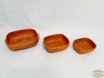 3 Travessas Retangulares em Barro Cozido. Medidas 20 cm x 16 cm x 6 cm altura ; 16,5 cm x 13 cm x 5 cm altura e 14 cm x 11 cm x 4,5 cm altura.
