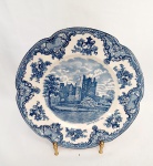 Prato Decorativo Raso em Porcelana Azul e Branca Johnson Bros England. Medida 24 cm diametro