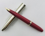 PLATINUM  JAPAN - Rara caneta Tinteiro modelo vintage , corpo e tampa em laca preciosa com pena de ouro 14 k teor 585 . Platinum , Japão século XX . bom estado , possui marcas de uso .
