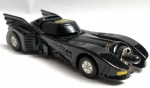 Antigo carro do Batman em ferro 12 cms aproximado
