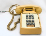 Antigo Telefone americano da marca Star Touch. Não testado, no estado. Med. 22x23 cm.