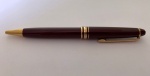 Caneta esferográfica Montblanc Meisterstuck Pix, na cor bordeaux. Em excelente estado. Necessita trocar a carga.