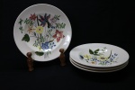 CERÂMICA - PRADO - Conjunto de 4 pratos rasos e 4 pratos fundos, decoração floral. Dia. 25 cm.