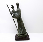 ESCULTURA - Bela escultura em bronze. Alt. 32 cm.