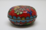 COLECIONISMO - Porta jóias em Cloissone. Med. 3x5 cm.