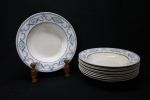 FAIANÇA FRANCESA - Parte de antigo aparelho de jantar de faiança francesa, GRANDE DEPOT - E.BOURGEOIS - France, decorada com faixas e motivos florais em tom de azul. Composta de: 10 pratos fundos. Dia. 26 cm. Fios de cabelo, marcas do tempo e uso.