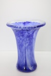 MURANO - Vaso floreira em vidro Murano na cor azul. Alt. 27 cm.