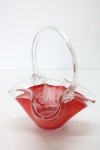 MURANO - Cesta em vidro Murano vermelho com borda e alça central incolor translucida. Med. 29 cm.