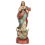 Escultura em madeira policromada representando Nossa Senhora da Conceição. Peanha composta por duas cabeças de anjos. Brasil, Minas Gerais, Séc. XVIII. 33,5 cm de altura.