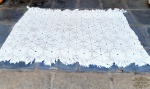 Toalha / colcha em croche de barbante.Medida: 1,30 cm x 1,88 cm.