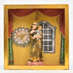 ARTE SACRA - Imagem representando Santo Antônio  pintado à mão em rica policromia, emoldurada em caixa de madeira e vidro, cenário pintado à mão, com figura representando "Divino espírito Santo"  em relevo. Moldura folheado à ouro, madeira pintada de azul. Medida: 29 cm x 29 cm x 8 cm