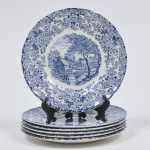 Fabricante: Johnson Bros Padrão: Mill Stream - Conjunto de seis pratos de sobremesa esmaltada inglesa nas cores azul e branco da década de 1950. Medida: 18 cm de diâmetro