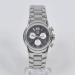 ESQ - MOVADO - CRONÔMETRO - Relógio suíço masculino em aço quartz stainless steel modelo E5290.