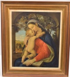 Antiga gravura/reprodução representando "Madonna" - Nossa senhora com menino Jesus, moldura em madeira com pátina dourada; MI: 46,6 cm X 75 cm; ME: 66 cm x 75 cm.