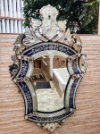 Espelho Veneziano com brasão do Império PII. Desgastante do tempo. Tamanho 84.5x50.