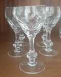 Cinco copos de licor em cristal - Altura :  10 cm