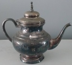 Bule de chá em de metal - medidas: 24x20 cm