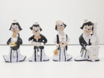 CAPO DI ANGELO - lindo quarteto de bibelôs em porcelana, manufatura espanhola, marcado na base, representando palhaços tocadores. MED.:11CM