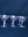 Antigo conjunto de 6 taças de champanhe em cristal rosado. Altura:11,5cm.