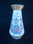 Jarra para flores em porcelana pintada a mão com borda e base na cor âmbar.Altura:30cm.