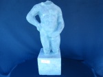 Escultura em Nu artístico em estuque. Altura:55 cm.