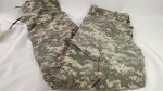 Militaria - Calça Camuflada do Exército Americano - modelo Digital - NN