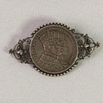 MILITARIA - Medalhão em Prata 925, feito em Joalheria, comemorativo ao casamento do Kaiser Wilhelm Primeiro da Prussia, havido em 1861.