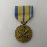Militaria - Medalha Americana da Guarda Nacional - Guerra do Vietnã - 03
