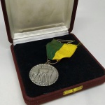 Militaria - Medalha Brasil Expedicionário acompanha caixa