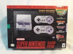 Super Nintendo Classic Edition,  inclui jogos, controle e acessórios, serial SU214855489, 2017, novo, na caixa original