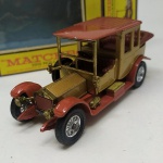 Matchbox Models of Yesteryear - 1912 Rolls Royce escala 1/48 - Linda miniatura ou brinquedo antigo fabricado na Inglaterra Pela Lesney Y-7 - Mede 9,5cm de comprimento. As rodas giram livremente. Caixa em excelente estado com um escrito na parte de trás
