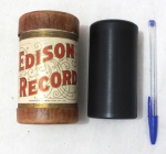 Antigo rolo para fonógrafo da marca Edison Record, circa 1890.
