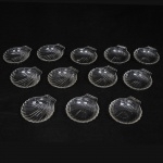 Conjunto de doze coquiles em vidro francês, Pyrex Sedlex, med. 12,5 x 11,5 cm.