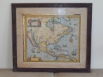 Reprodução de antigo mapa representando a América Setentrional. Marcas do tempo . Total 66 x 75cm.
