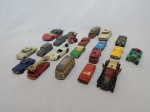 Vinte (20) miniaturas de carrinhos sortidos. Alguns no estado.