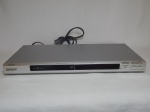 Aparelho CD/DVD Player, manufatura SONY modelo DVP-NS55P, 120V. Funcionando, porém usado e sem garantias. 4,5 x 43 x 20cm.