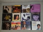 Doze  CD's de diversos artistas e estilos.